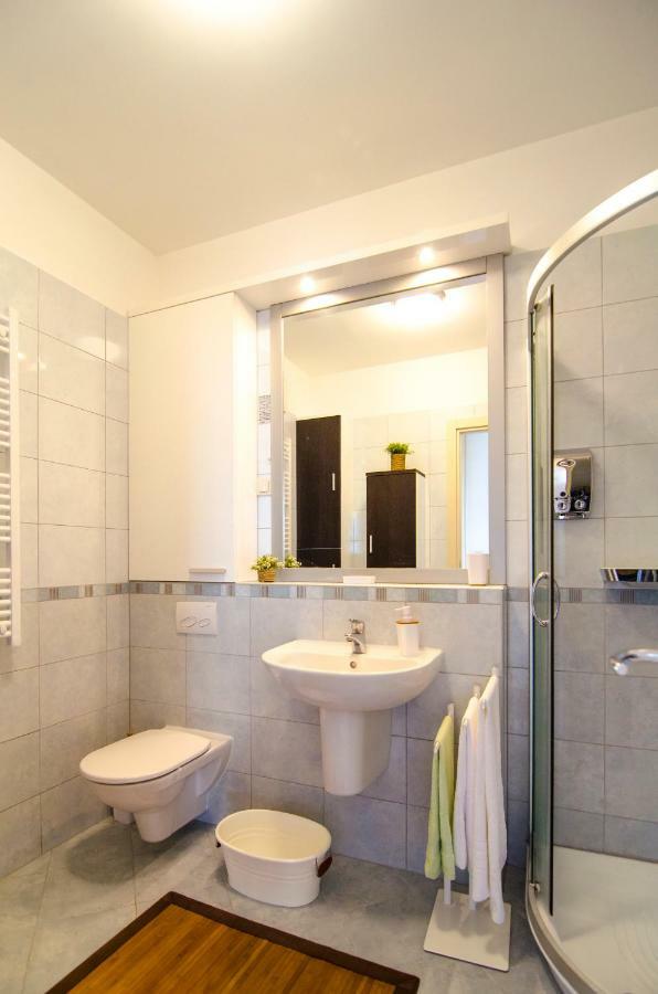 Split Apartment Sinisa Exterior foto